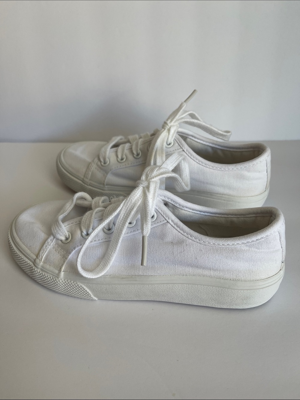 White canvas wonder nation memory foam sneakers 1 kids